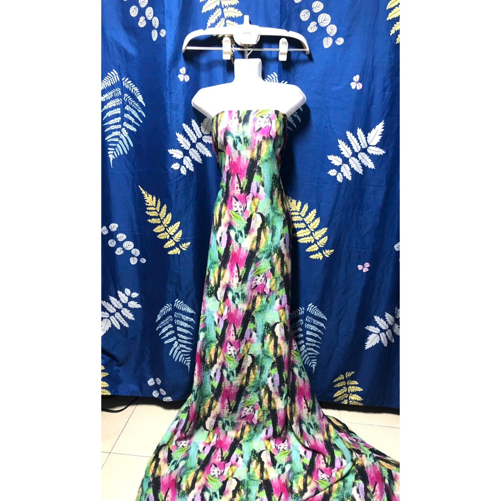 C789 - ผ้าซิลค์ลินินลายทางสีสันสดใส (2.1m x 1.5m) ไม่ยืด