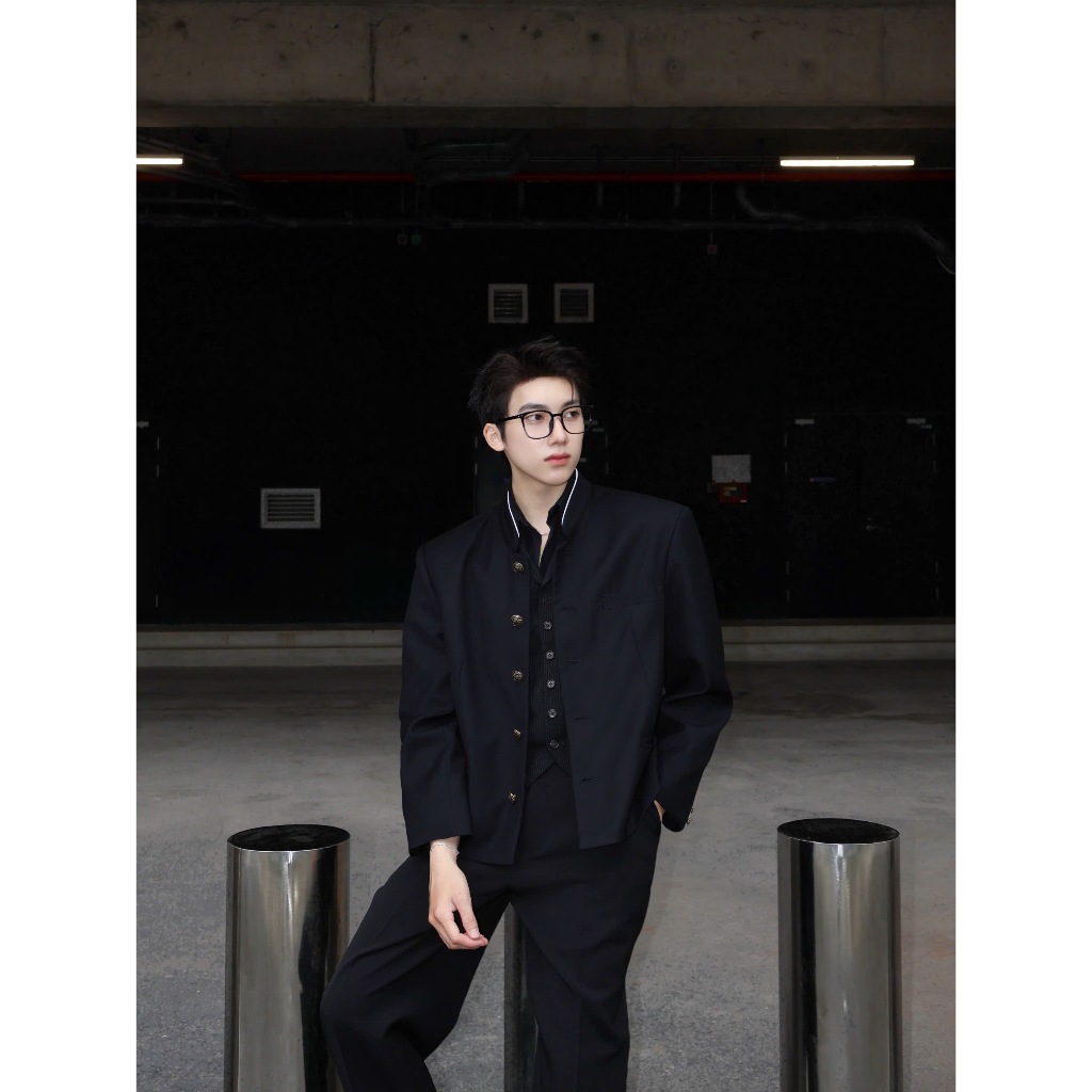 เสื้อแจ็คเก็ตปุ่มโลหะทองแดงแบบปกติของ Gakuran เสื้อแจ็คเก็ตผู้ชายญี่ปุ่น The Jacket Club