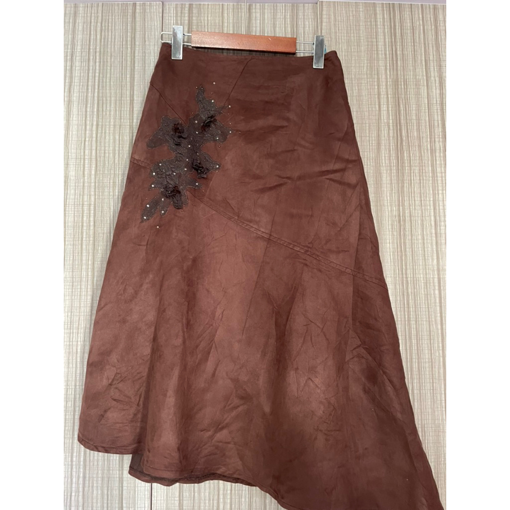 (2Hand QC) MYSHEROS กระโปรงทรงเอผ้าถักสีน้ําตาล