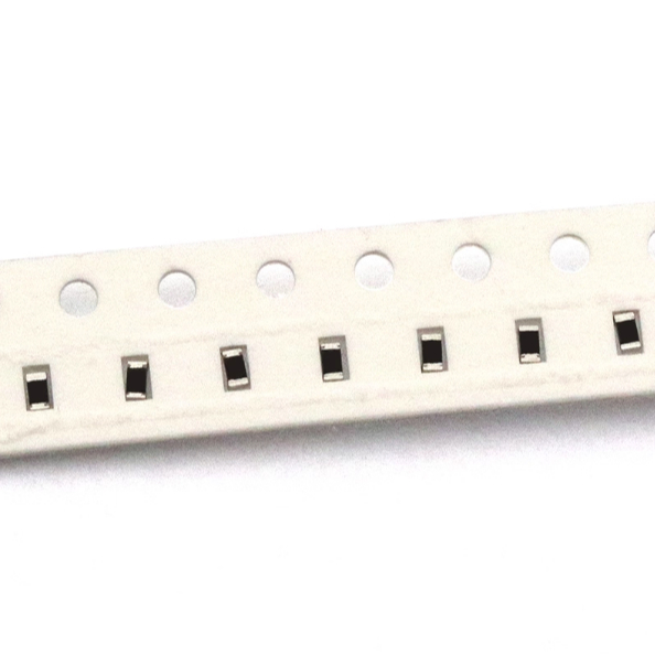 ตัวต้านทาน 0402 1% YAGEO (100c)