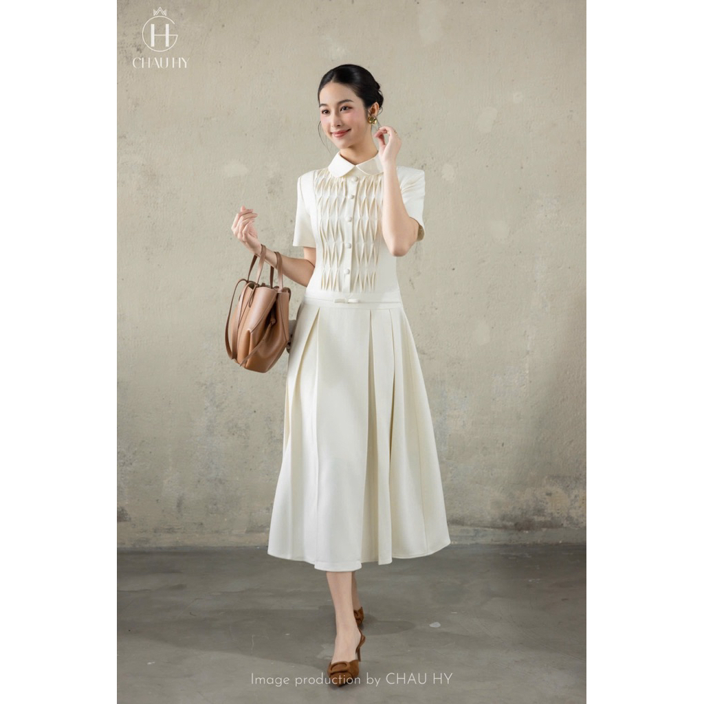 [ HTK ] ชุดเดรสคอปกบัวสีขาวหรูหราสําหรับผู้หญิง