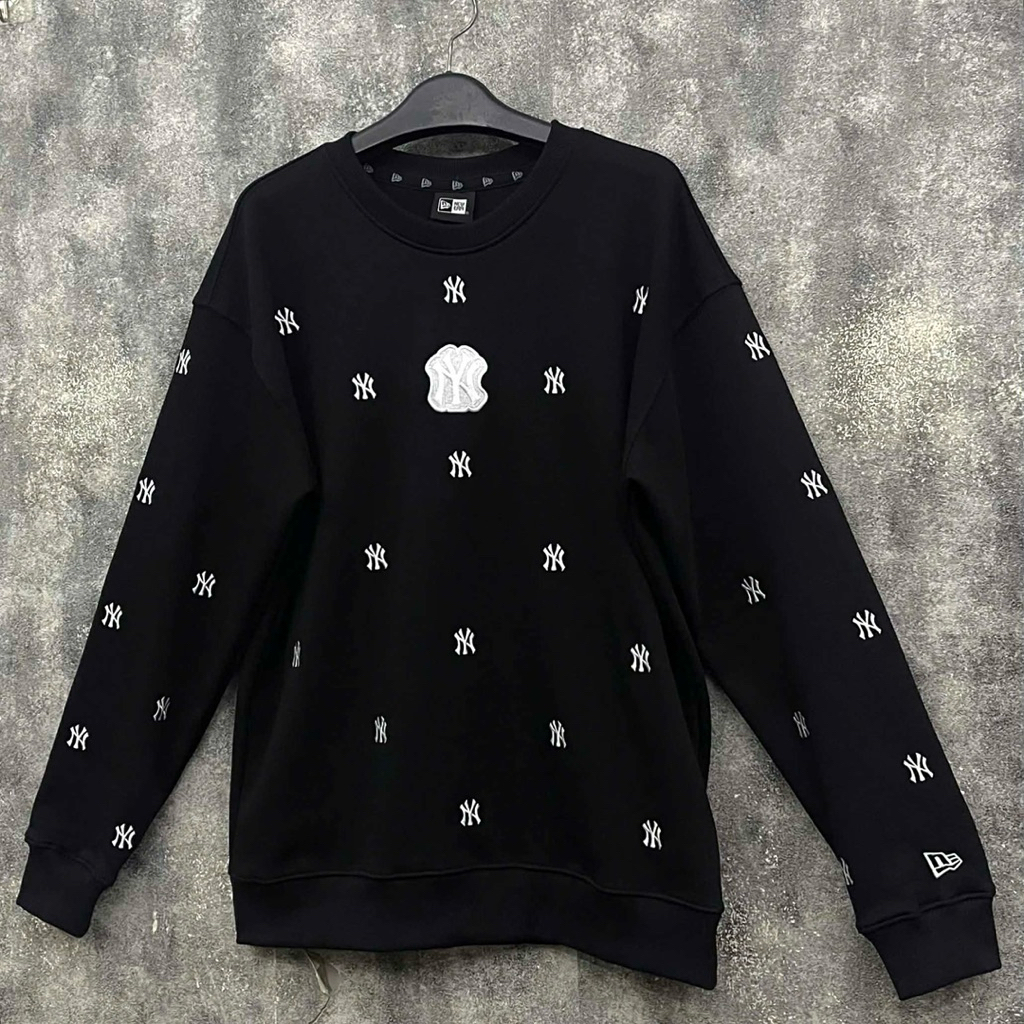 เสื้อสเวตเตอร์ NewEra สีดําปักของแท้