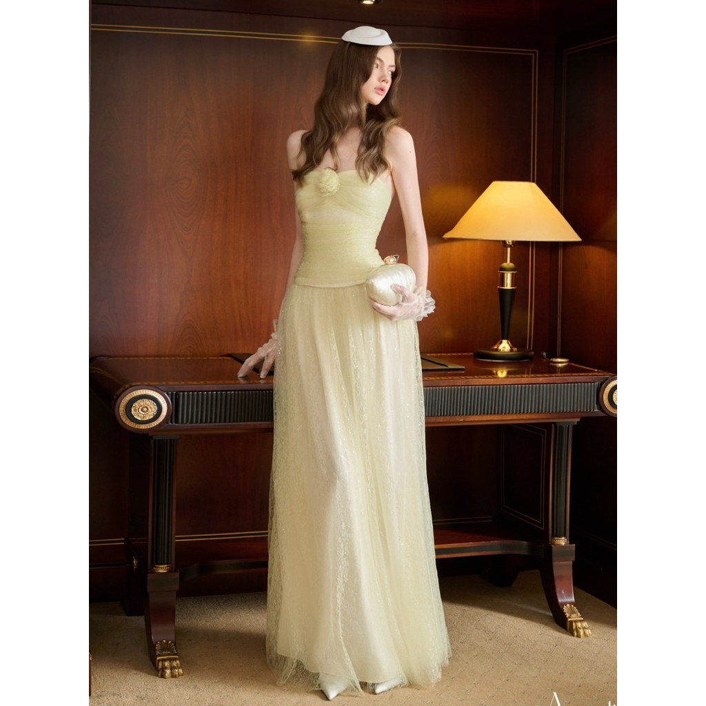 SA AMELIE - เดรสเกาะอกปักเลื่อมสีเบจสีน้ําเงิน - เดรส Lynette AME446