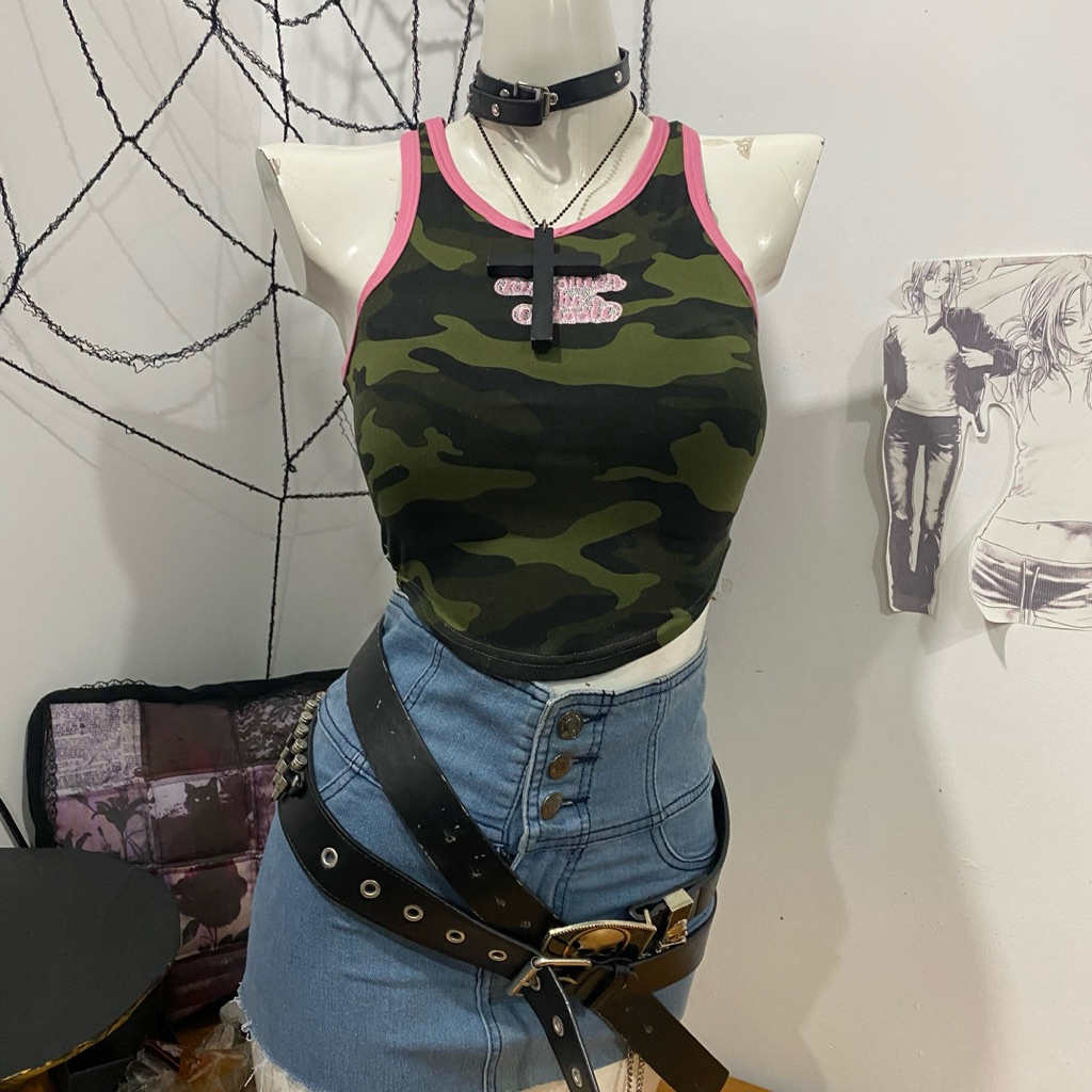 (2มือ) เสื้อกล้าม camo สีน้ําเงิน punk rock y2k grunge gothic