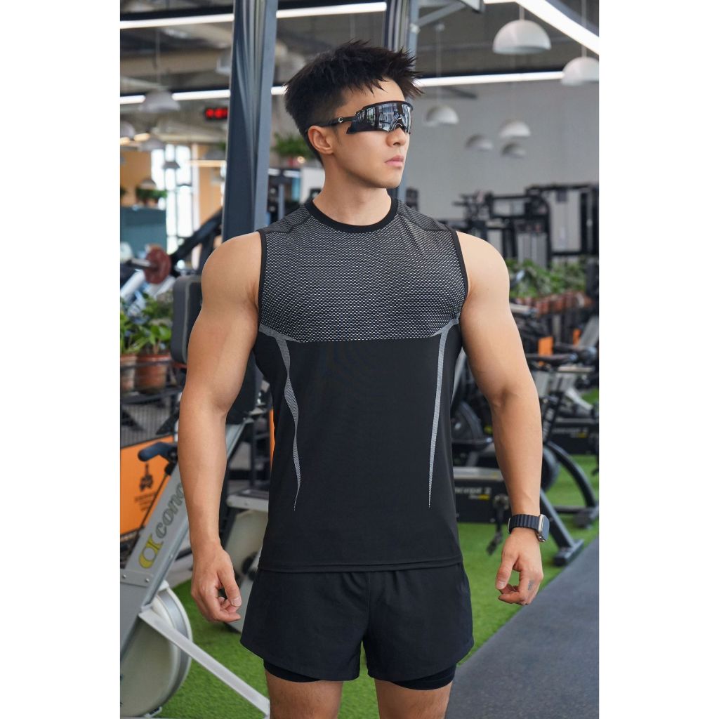 เสื้อกล้ามใต้วงแขน Shark Gym Pro - ทรงกระชับสัดส่วน เท่สุดๆ