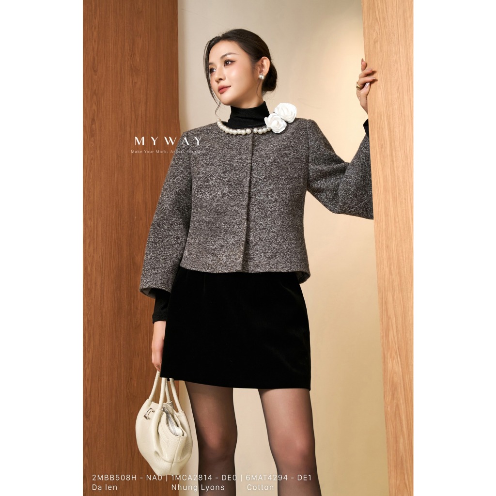 MY WAY เสื้อแจ็คเก็ตราตรีสั้นผู้หญิงแขนบานและคอปกลายดอกไม้หรูหรา 2MBB508H