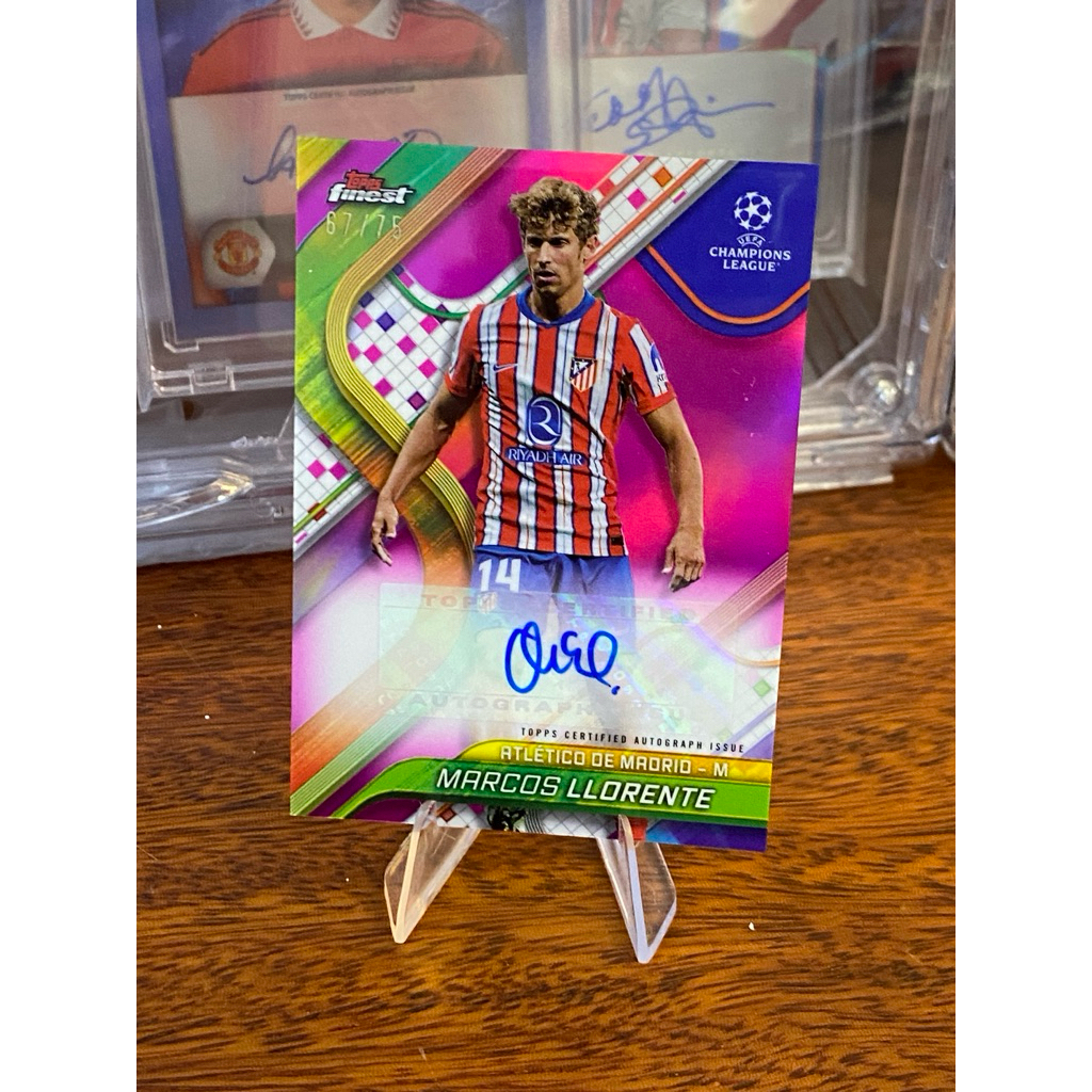 [SOLD เท่านั้นสําหรับจอแสดงผล] Marcos Llorente Topps Finest 2024/25 Athletico de Madrid /75 Player S