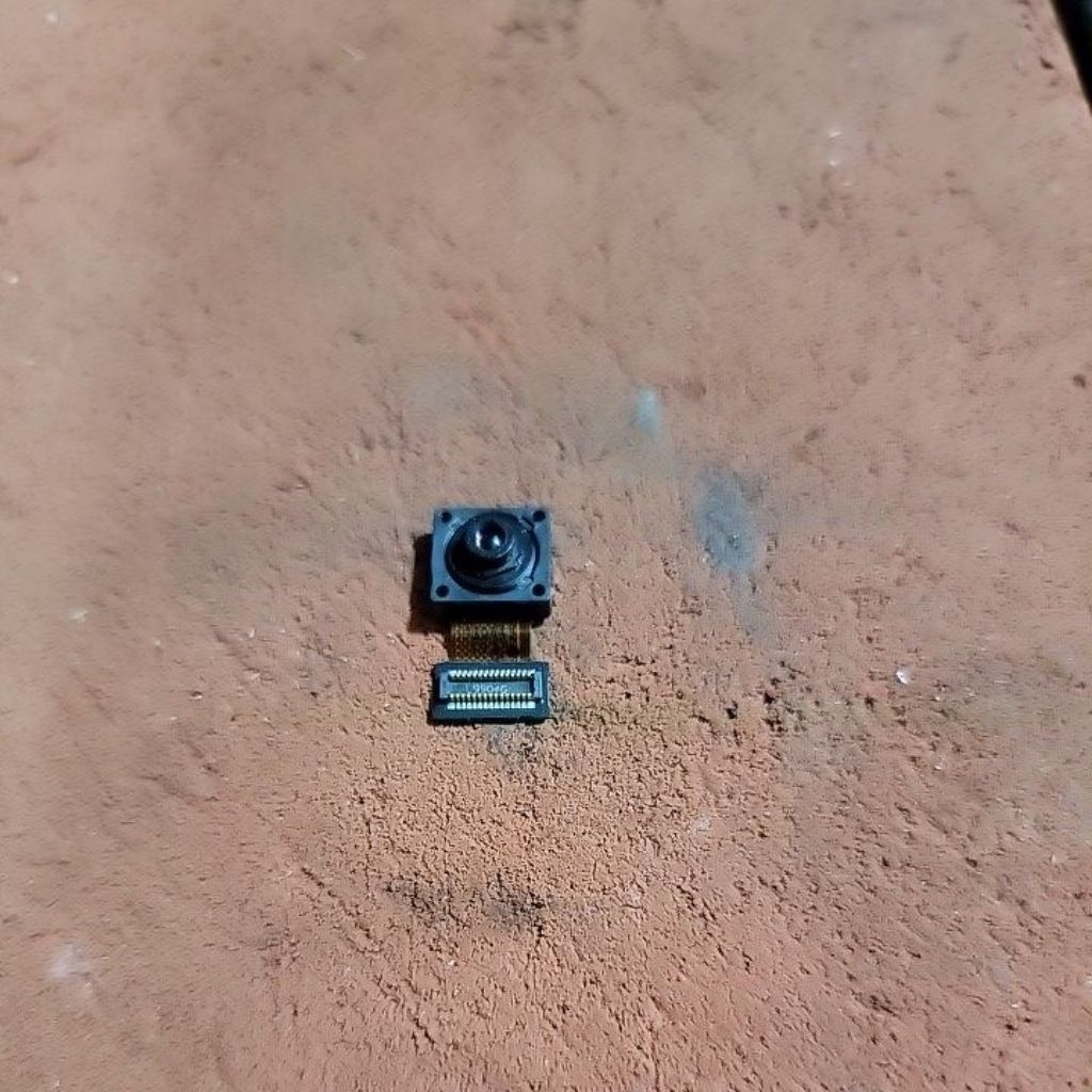 กล้องหน้า LG G8x ThinQ