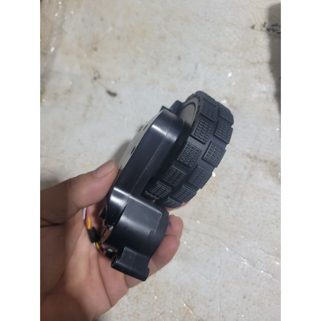 ซ้ายขวา Irobot Roomba Essential 104 105 205 Y0140 Q0120