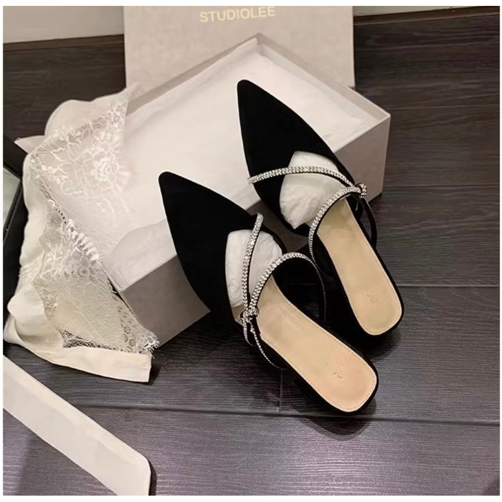 Bigsize 35/45 รองเท้าส้นสูงหัวแหลม 3p