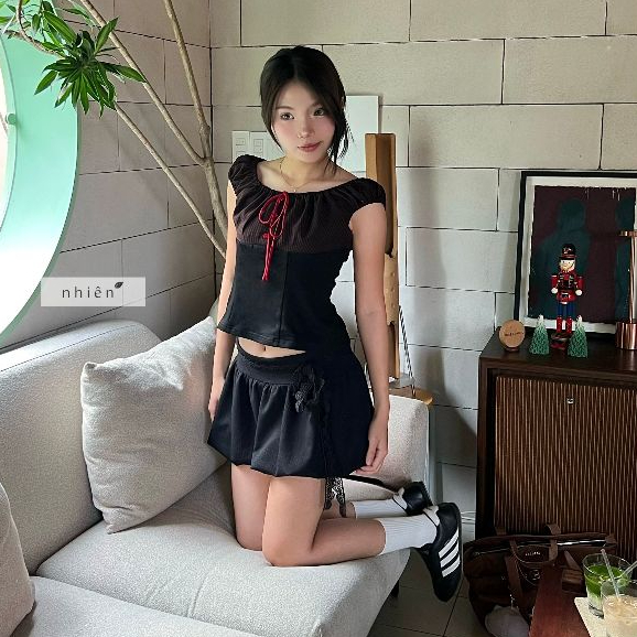 Emberlin Top - เสื้อเชิ้ตผู้หญิง เสื้อปาดไหล่มีกระดุม nhien.official BA520