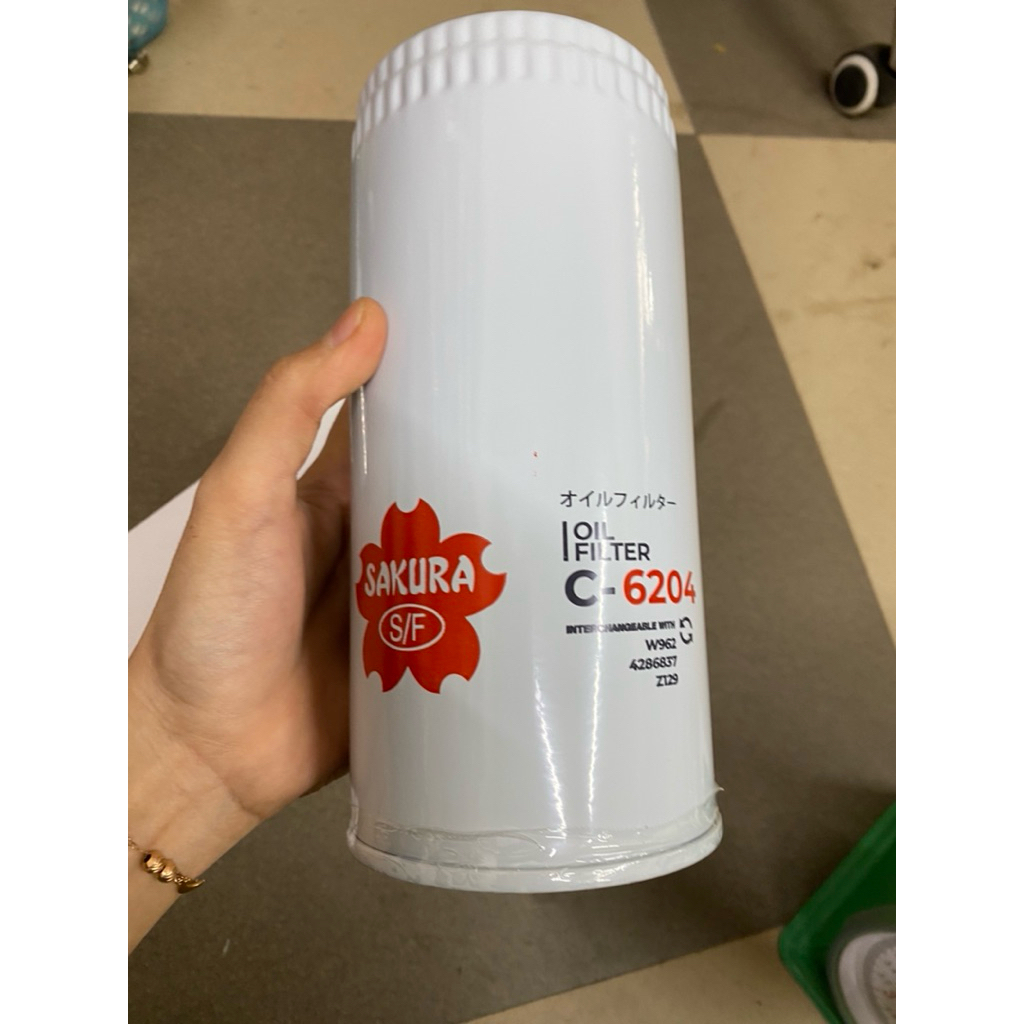 กรองน้ํามันเครื่อง C-6204 SAKURA ST-10843 C-6204 LF-4054