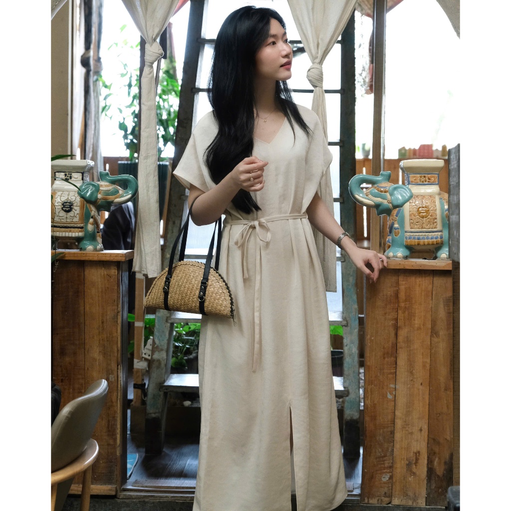 Hien - เดรสผูกเอวคอเต่ายาว - osu