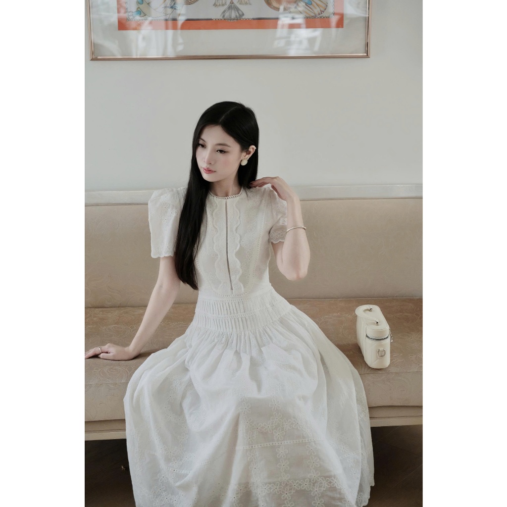 โคควาอิ | เดรสยาว แมกซี่ ออกแบบมาเพื่องานเลี้ยงสีขาวยาวชุดเลดี้หรูหราที่แบนขึ้นหุ่นและปิดความยุ่งเหยิงกับการปิดเอว