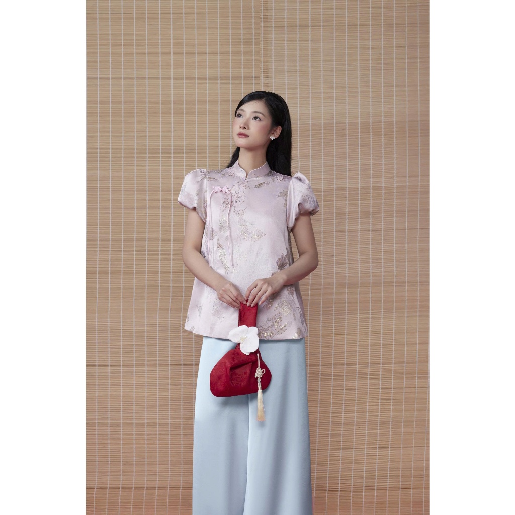 เสื้อเชิ้ตลายดอกไม้ผู้หญิงคอจีนแบบดั้งเดิมแขนสั้นผ้าโบรเคดโบว์ GOUT DE JUN