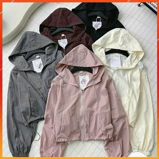 Women's WindJacket 2 Layers with Horse Embroidery in Half Shape, Wrinkle Wind Fabric for Youthful Fashion