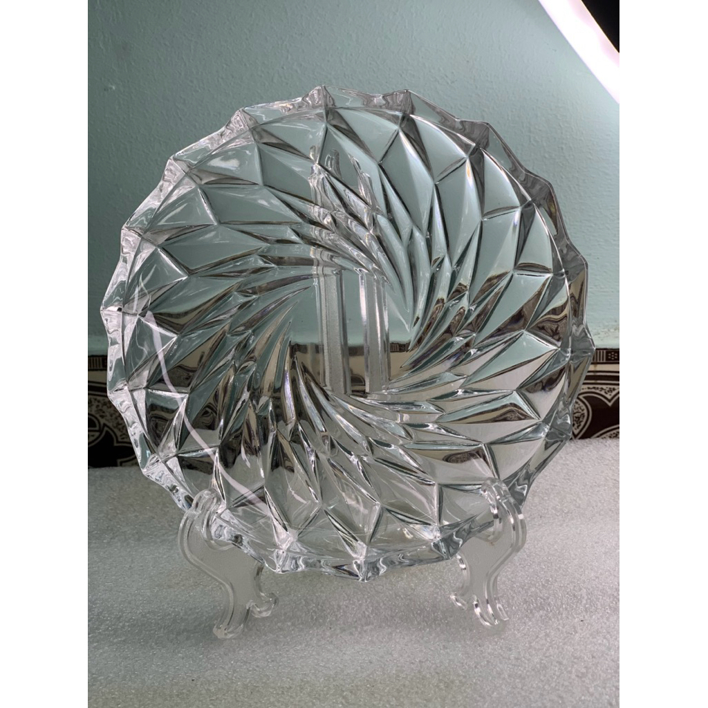 Kagami Crystal Suncut Showa Retro Glass Plate