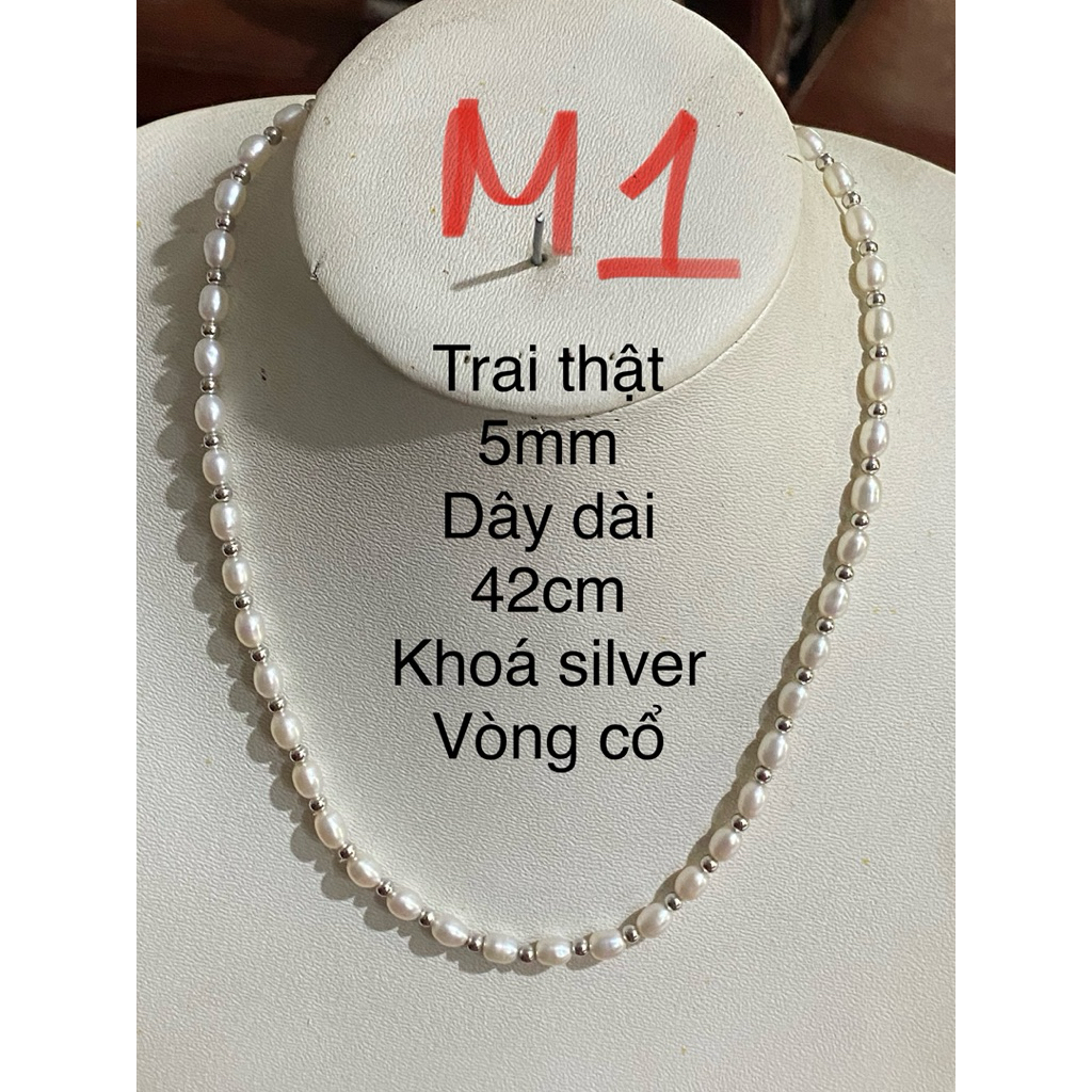 สร้อยคอ REAL BOYS ในโมเดล MANY FbD2