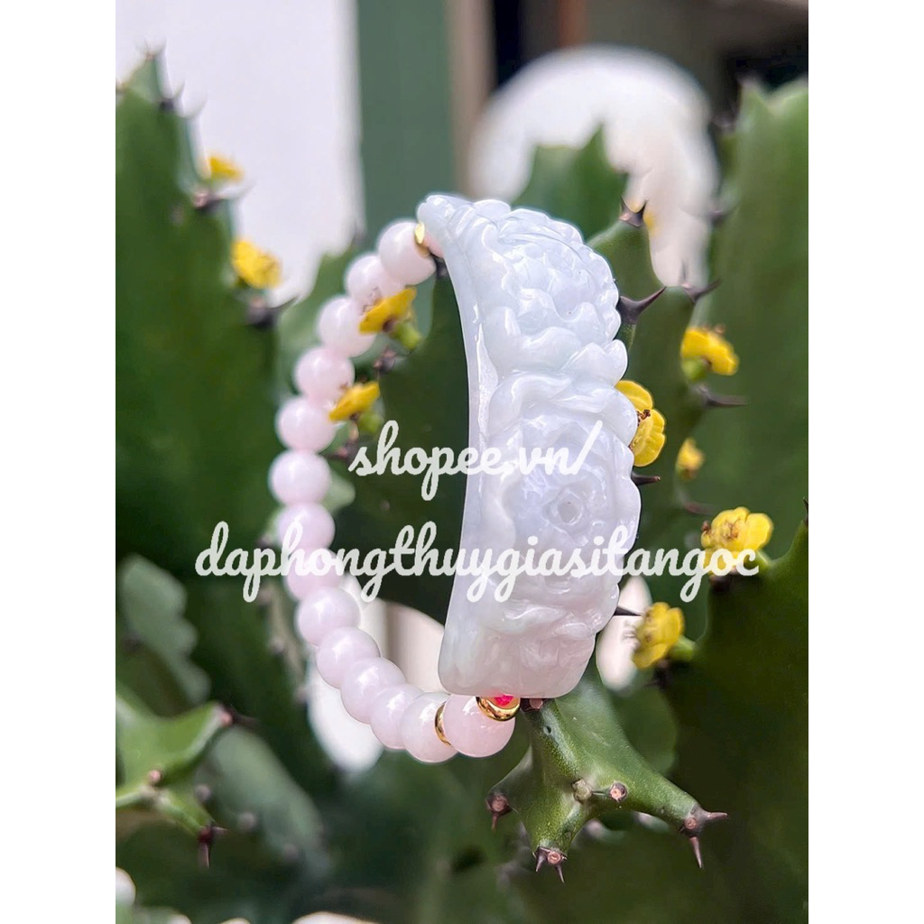 Jadite A สร้อยข้อมือหินอ่อนแกะสลักด้วยลูกปัดดอกโบตั๋น 8.5 มม. Svip