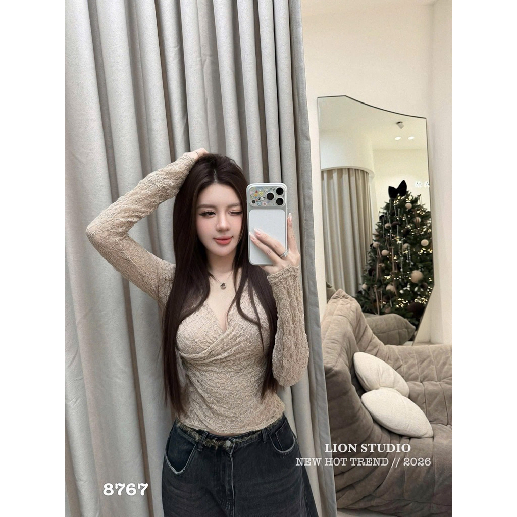 • LAN ANH BOUTIQUE •เสื้อลูกไม้คอไขว้ MPB