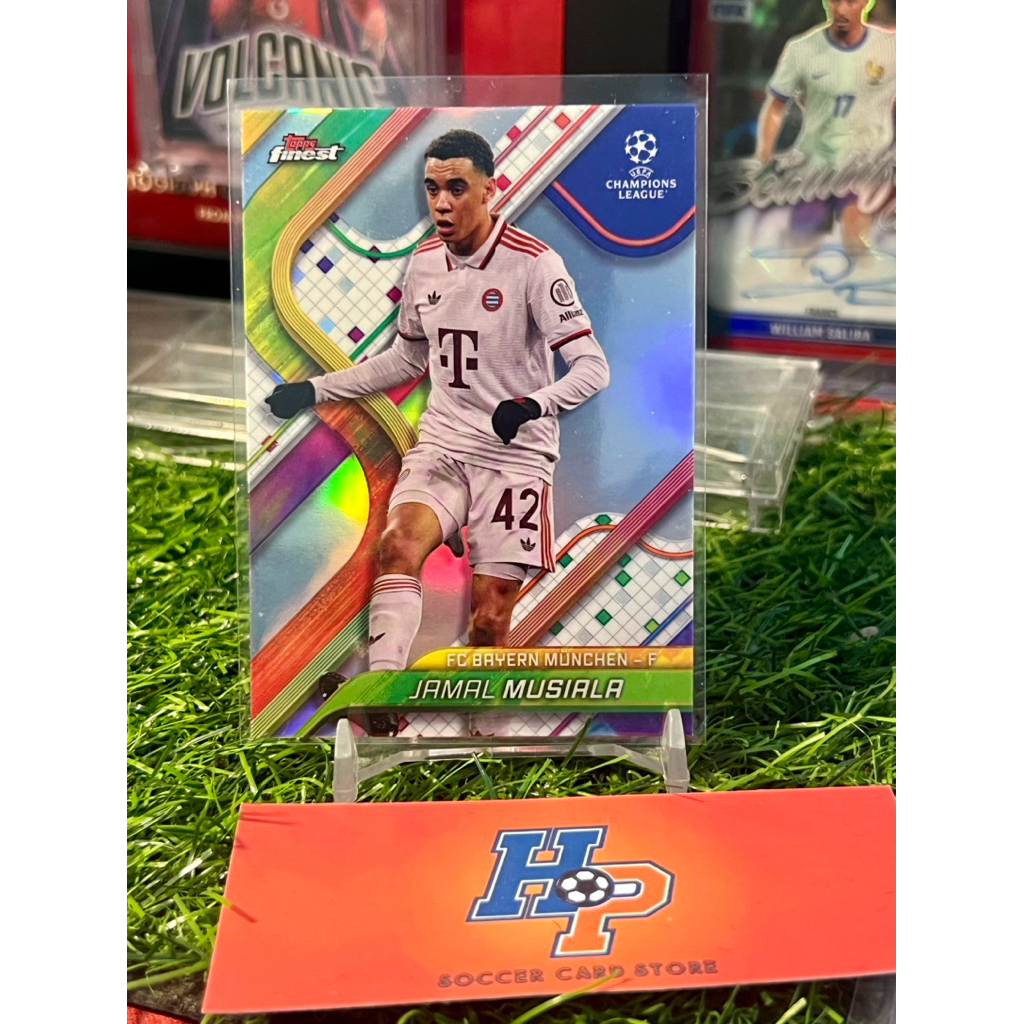 Jamal Musela Refractor Topps Finest UCL 2024/25 การ์ดฟุตบอล