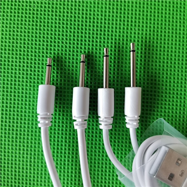 [อุปกรณ์เสริม 2.5 AUX / 2.0 AUX]สายชาร์จ USB เป็น AUX Universal USB