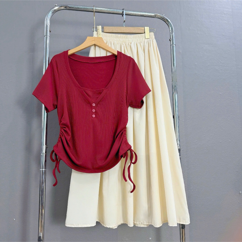 ไซส์ใหญ่ผู้หญิง Set เสื้อยืดคอเต่า+กระโปรงสีดํายาว เก็บพุงได้ดี 55-92kg A309+CV15/CV414