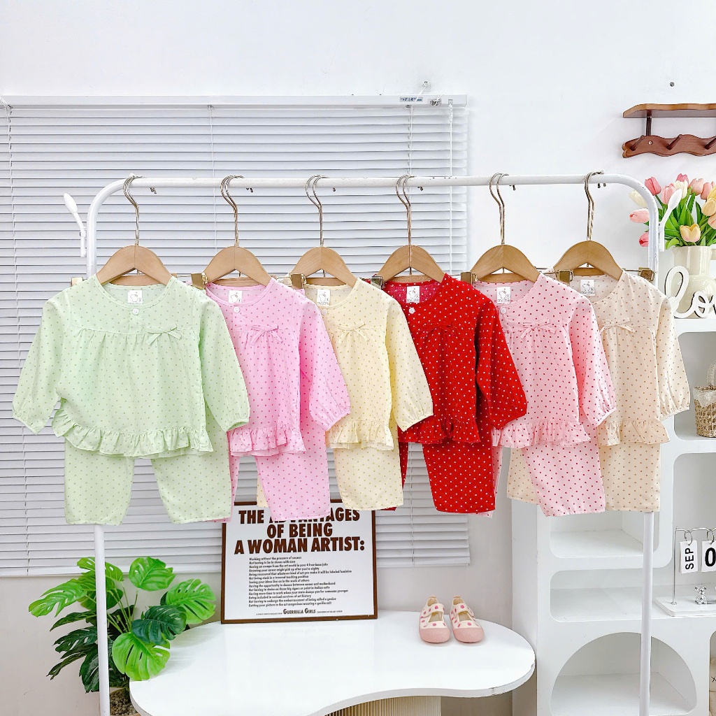 ชุดนอนเด็กผู้หญิง ชุดอยู่บ้านเด็กผู้หญิงเป็นลูกฟูกเหล็ก (ผ้าลินิน) ลายปีกแขนยาวเรียบเย็น MeGauu - BTGL1