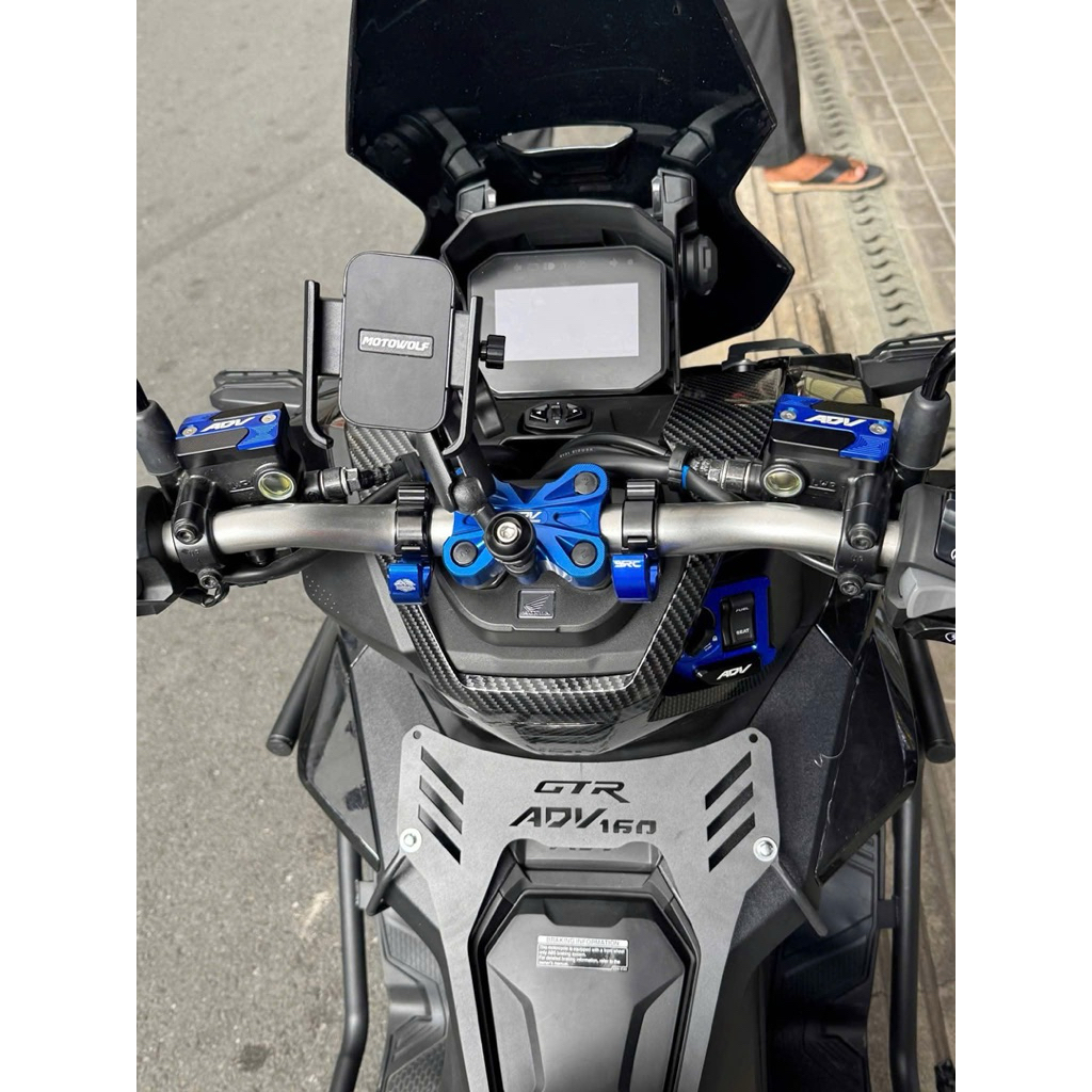 Baga ระหว่าง Honda ADV 160 2025-2026