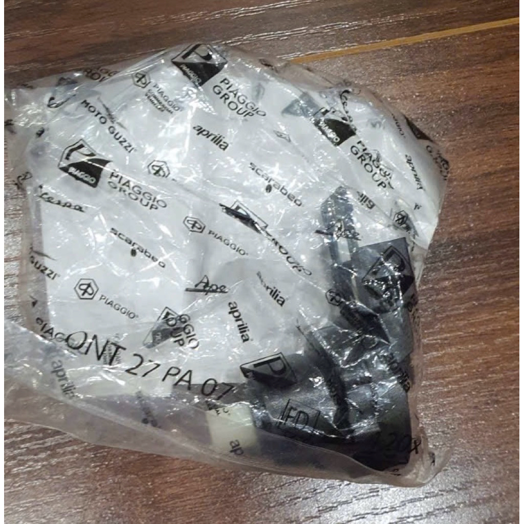 - ของแท้ Piaggio Liberty ABS Vespa Piaggio ABS ฐานท้ายล็อครถยนต์,