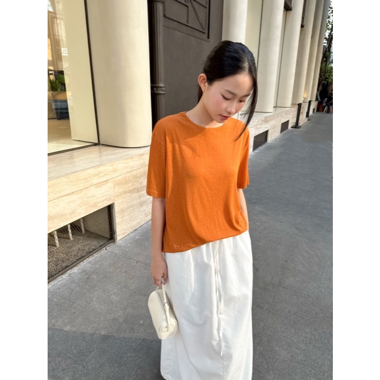 เช่น เสื้อยืดแขนสั้นผ้าถักทรงหลวม | รากท็อป