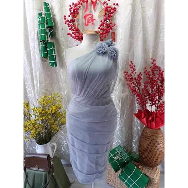 LABELLA liquidation - เดรสปาดไหล่ดอกไม้ bymo - SIZE 9