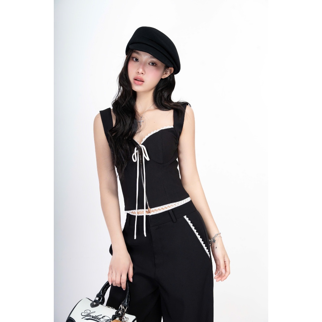 Habi Top เสื้อเบลาส์ 2-Strap สีดํา - HOO DESIGN