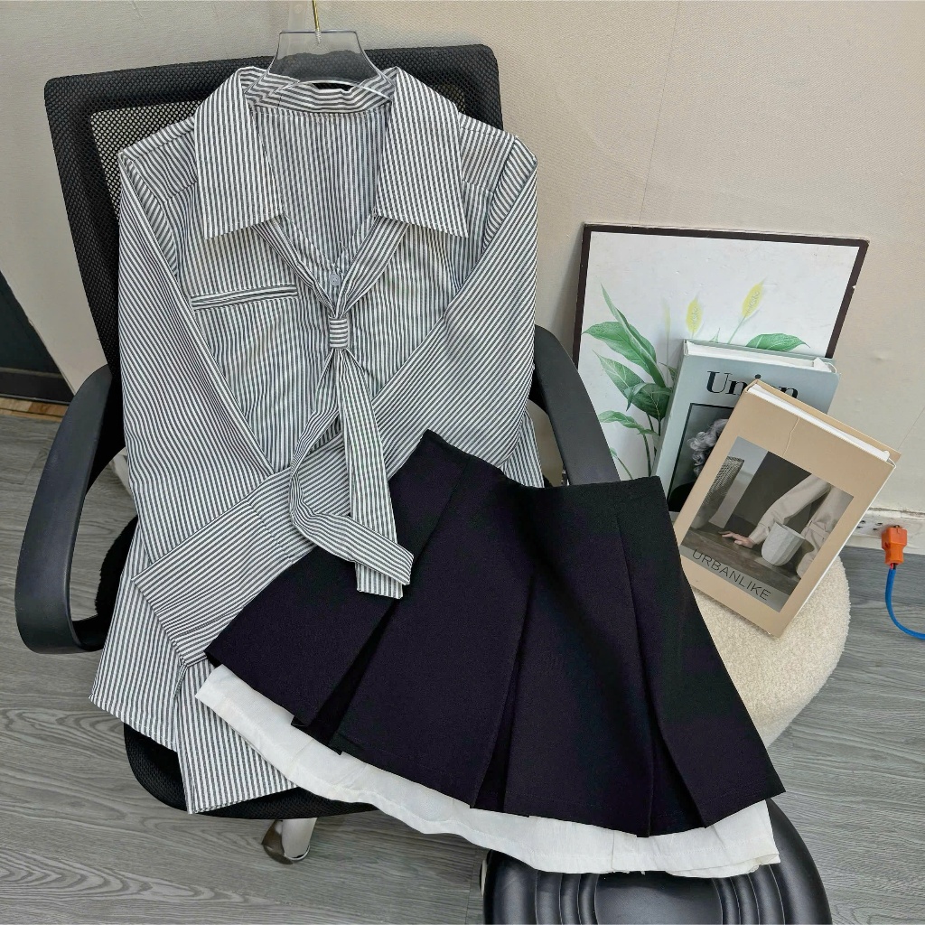 ชุดผู้หญิงไซส์ใหญ่สํานักงาน – เสื้อลายหลวมและกระโปรงจีบ 50-95 กก. SM168+CV421