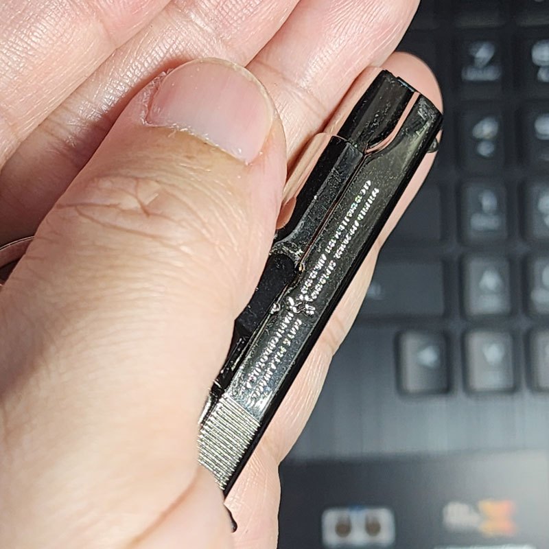 พวงกุญแจของเล่นโลหะรุ่น COT 1911 สเกล 1:3 - เข็มกลัดเปลือกหอย