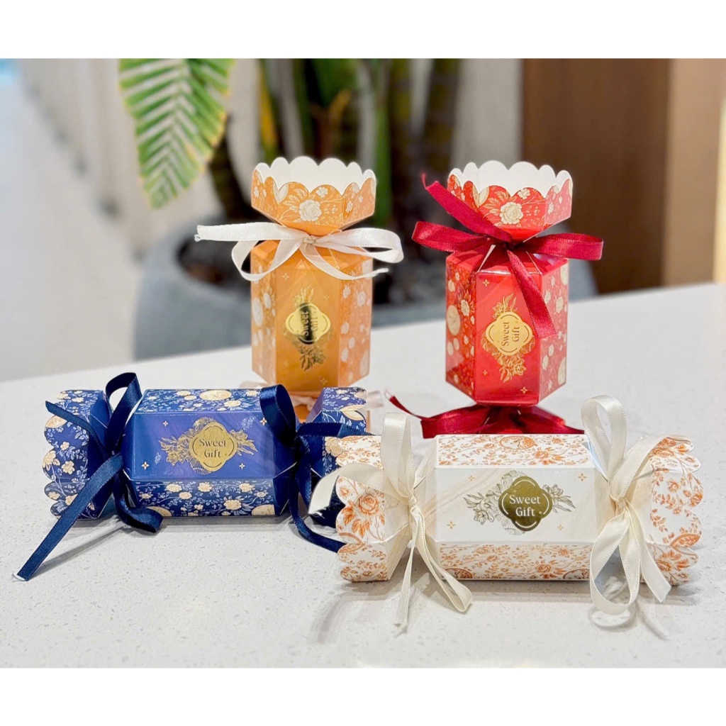กระเป๋าของขวัญ 3D - CANDY SHAPE AND GOLD BAG SHAPE