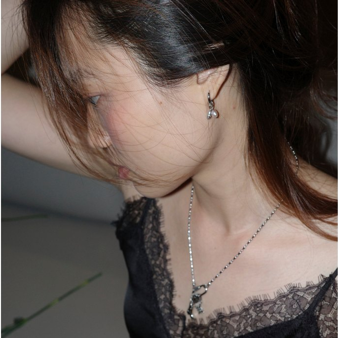 Good Circles "BUTTERFLY" EARRINGS สําหรับผู้หญิง