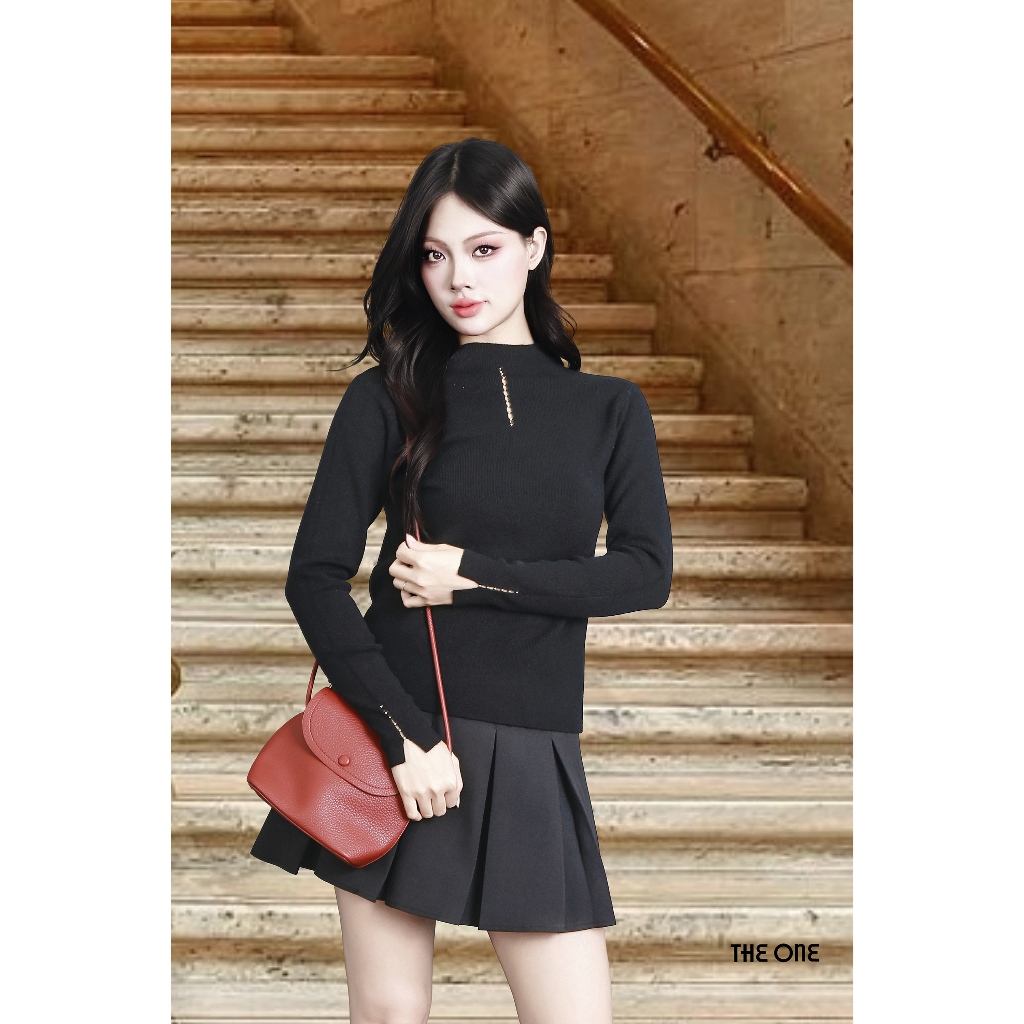 The One Fashion AL25102DE เสื้อสเวตเตอร์สีดําแขนยาวคอปกและกระดุม 3 ซม. พร้อมคอและแขนเสื้อ