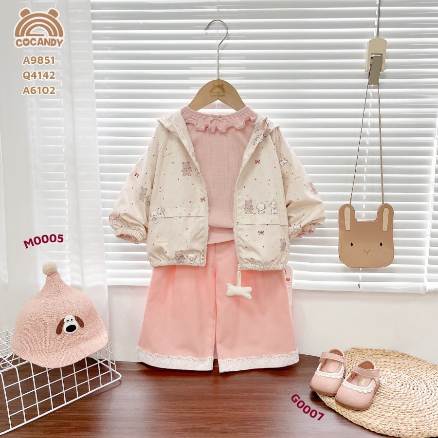 เสื้อแจ็คเก็ต COCANDY - เสื้อแจ็คเก็ต KEge มีฮู้ด BROWN และกระเป๋าแนวทแยง 2 ช่อง A6311,A9851