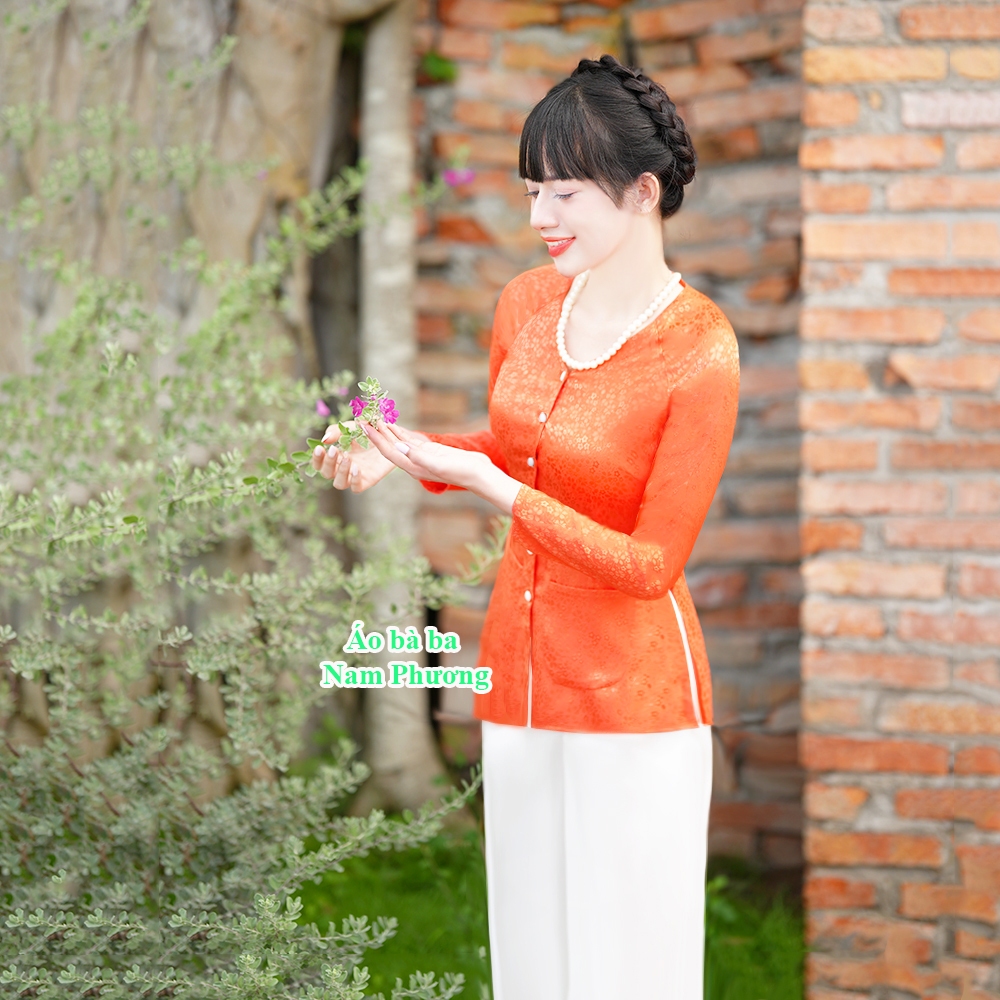 เสื้อโบรเคดผ้าไหมสีส้มและแอปริคอทของผู้หญิงปกหัวใจและกระเป๋า-น้ําพุง รหัสสินค้า: GNP175Tt