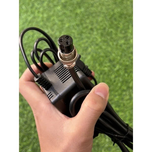 อะแดปเตอร์แปลงไฟสําหรับ Yamaha MG16/MG166CX/MG166C/F4/F7/6FX