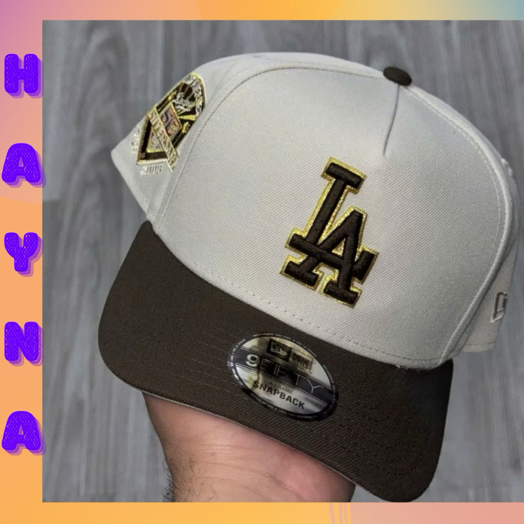 หมวกปัก LA NY แฟชั่นระดับไฮเอนด์ หัวเข็มขัดปุ่มปรับได้ ปากสีน้ําตาล ผสมสี M222