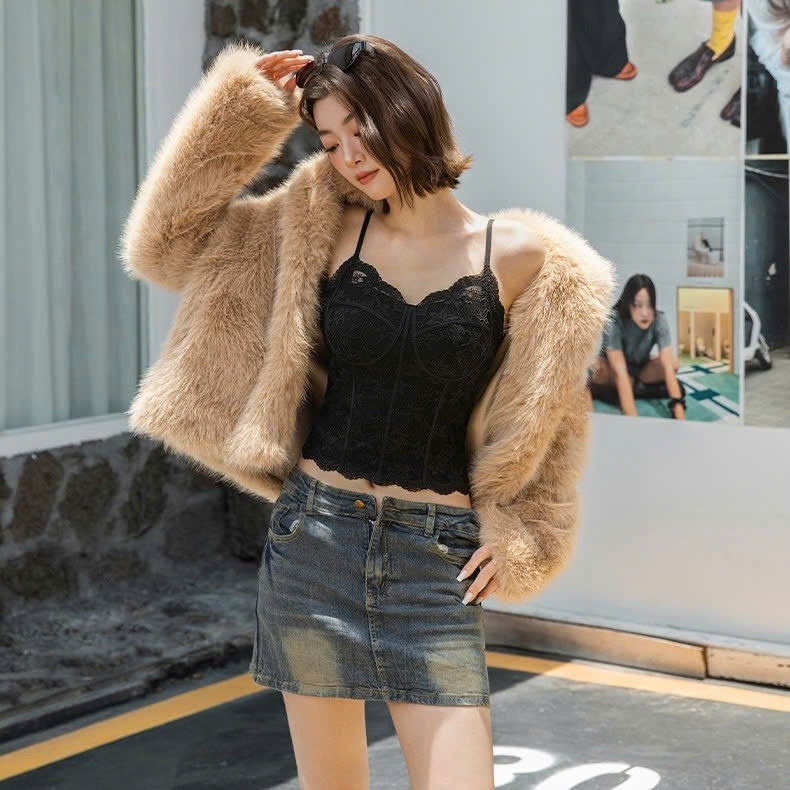 Crop-Top, ผู้หญิง 2-Strap ยาวบางลูกไม้เซ็กซี่ French Bra, Slim Fit Lace Camisole Vest 6100 LILIRIA