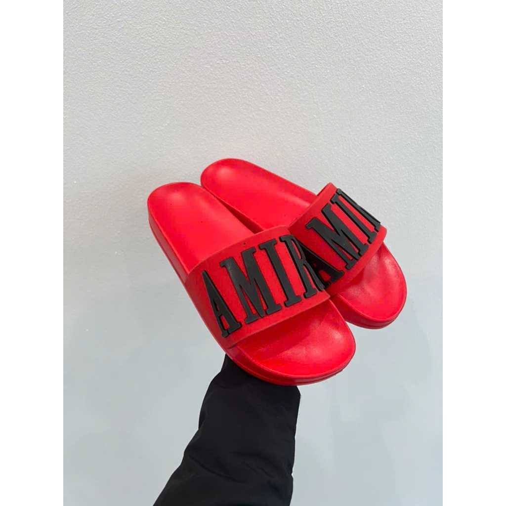 รองเท้าแตะผู้ชาย AMIRI Full Red Cross Strap ที่สวยงามที่สุด - รองเท้าแตะผู้ชายโลโก้ AMIRI นูนคุณภาพส