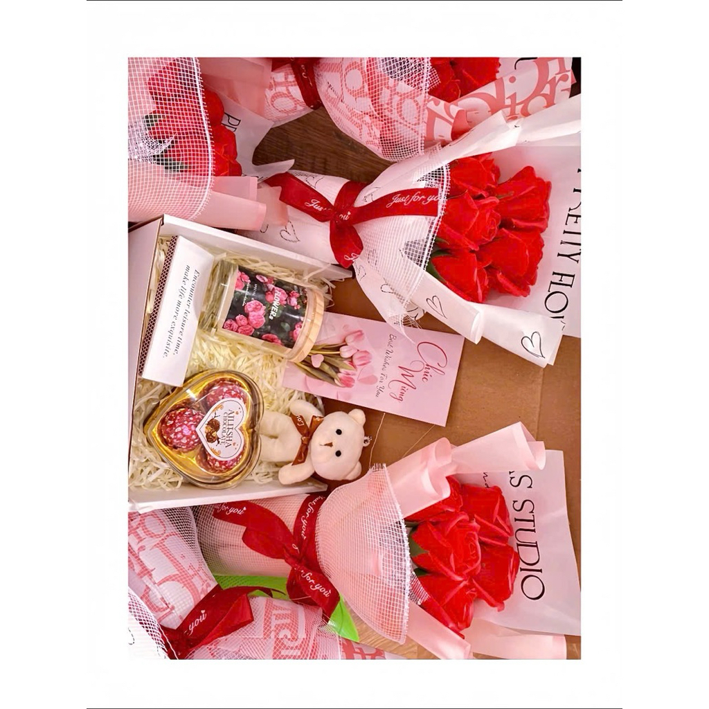 COMBO " GIFT SET OF 3 ITEMS + FLOWERS " VALENTINE