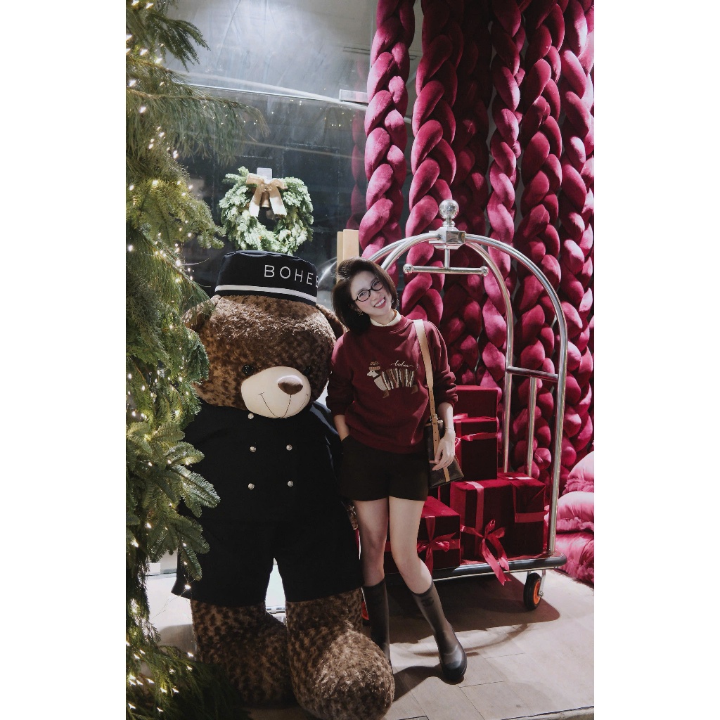 [ BOHEE ] - เสื้อสเวตเตอร์ลาย " Sausage Dog " - A652