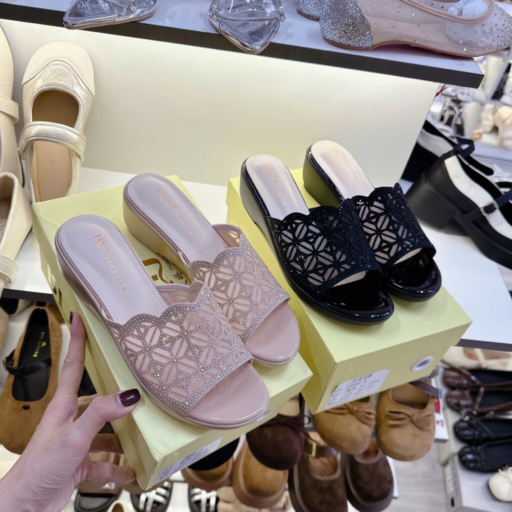 รองเท้าแตะเรือวัยกลางคน qc fullbox ของแท้สําหรับคุณแม่