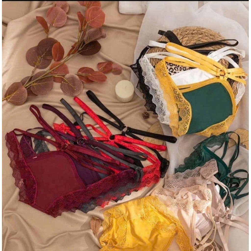 กางเกง SILK INVISIBLE NO REVEALING EDGE พร้อม ANTIBACTERIAL LACE BOTTOM S888