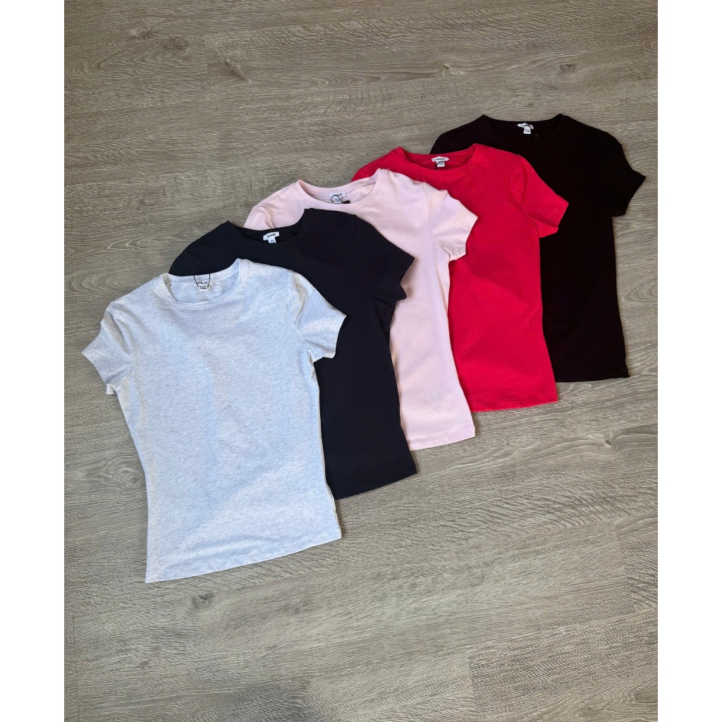 เสื้อยืดรัดรูป Garage เลิศ