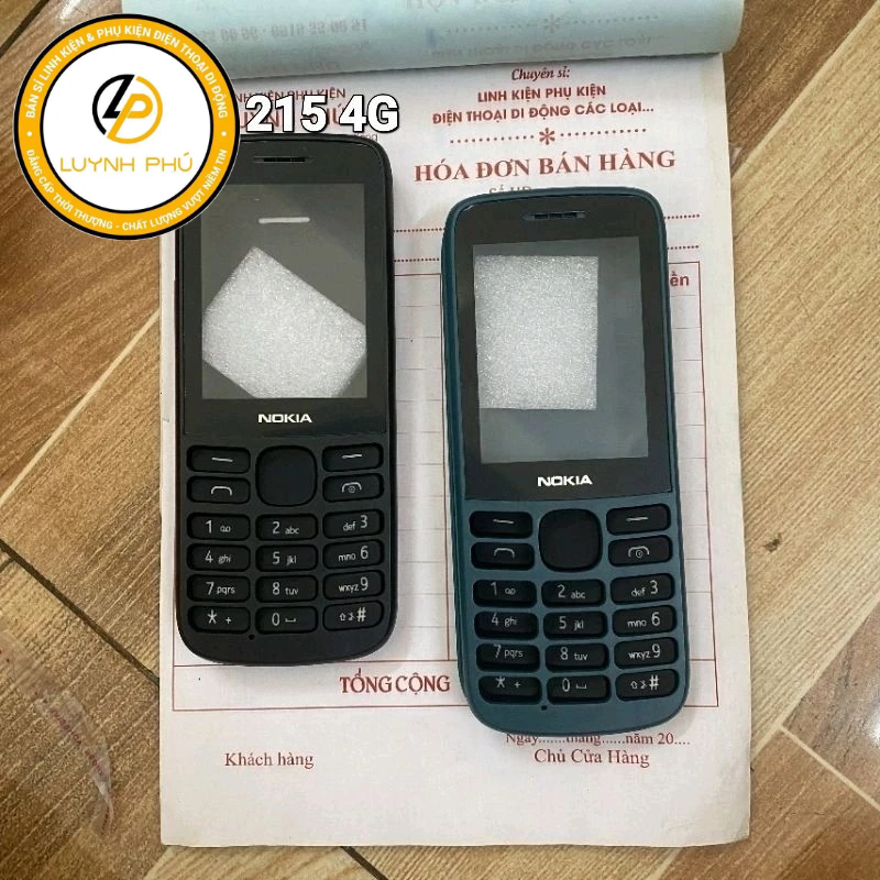 เคส Nokia 215 4G พร ้ อมคีย ์ บอร ์ ดตามที ่ แสดง ( ภาพถ ่ ายจริง